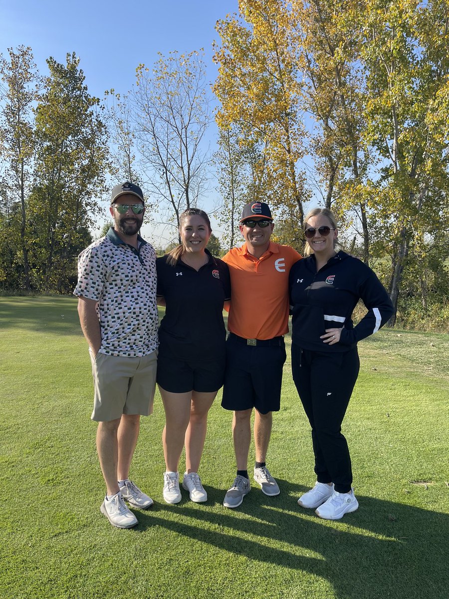 More foursomes! ⛳️ Peep mine and <a href="/MrWJMurphy/">Coach Murph</a> spouses in the last pic! 🧡💚