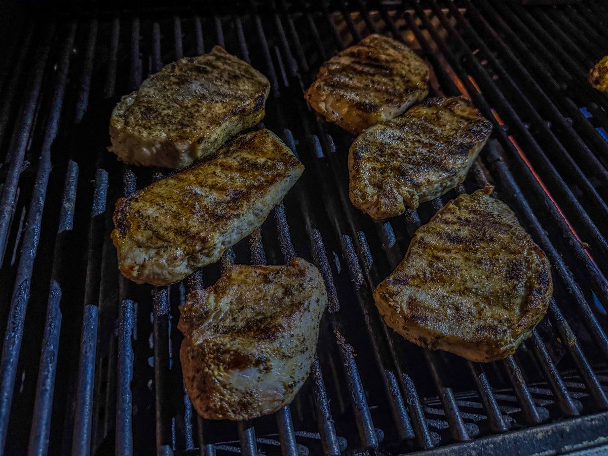 stogiedad's tweet image. Got home a little late but had #porkchops ready to hit the #grill.  Enjoying a @warpedcigars #CloudHopper while I fire them up.  #nowsmoking #CigarLife #BOTL