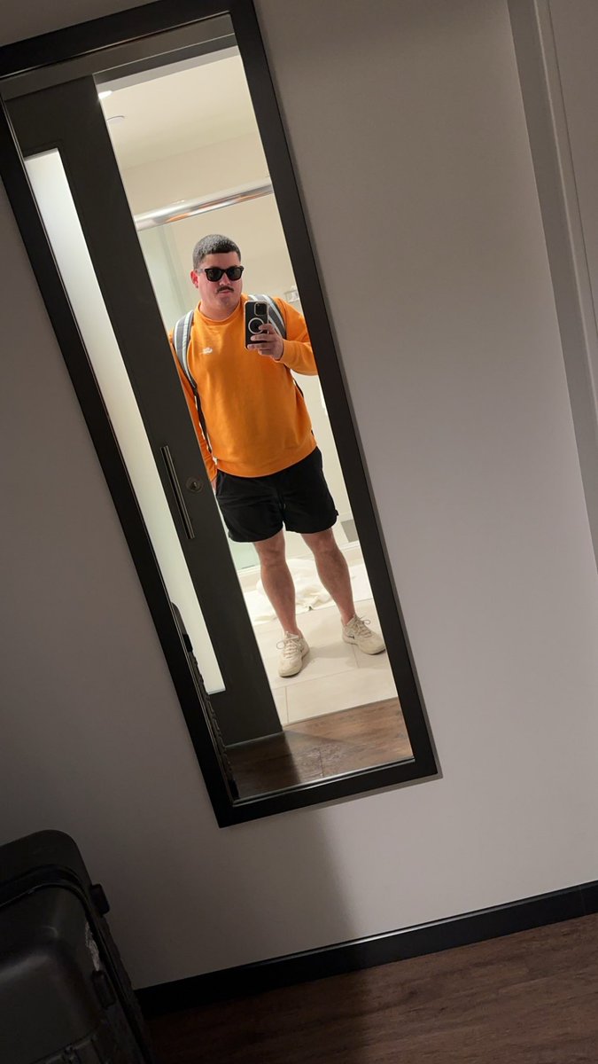 Joey tweet media