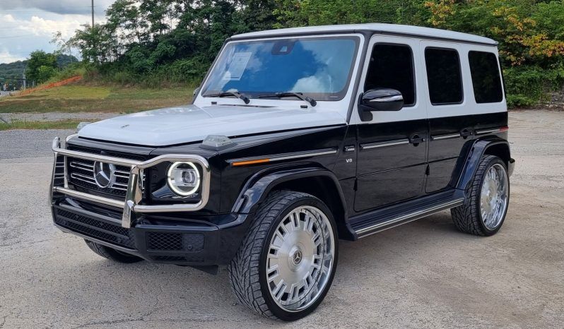 AutoCryptoClub's tweet photo. 🚗🔥 Grab the 2023 Mercedes-Benz G-Class with only 18,480 miles for just 2.462 BTC! Luxury meets performance! Don’t miss out! 

👉 https://t.co/KgVe66hEDG 

#CryptoAutoClub #Bitcoin #LuxuryCars #MercedesBenz #CarSale #GClass\n https://t.co/ComyVDzsyy