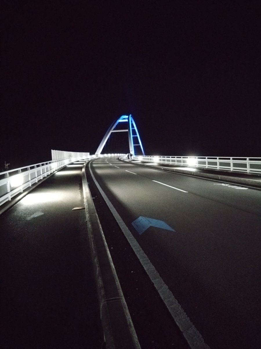 dorokanmie's tweet photo. ナショナルサイクルルート🚵である国道260号志摩大橋（パールブリッジ）のライトアップは本日まで🙏お忘れ無く✌️
#ナショナルサイクルルート
#国道260号
#志摩大橋
#パールブリッジ
#ライトアップ
#インフラツーリズム
#太平洋岸自転車道
#サイクルツーリズム
#サイクリング
#自転車活用推進
#地域観光 https://t.co/4ofHn1J02P