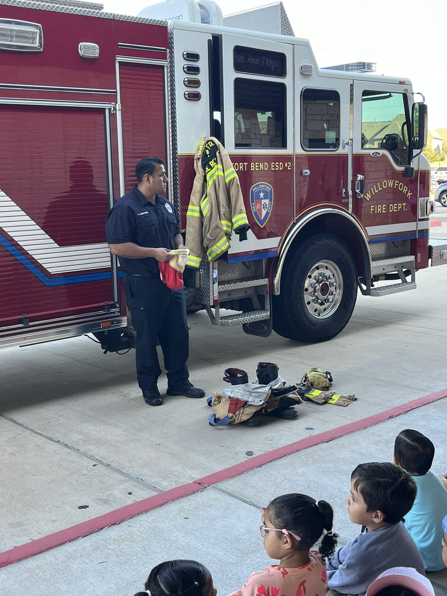 A huge thank you to Willowfork Fire Department for visiting our school today. Our Kindergarteners loved learning all about fire safety. <a href="/MJEjags/">Jenks Elementary</a>