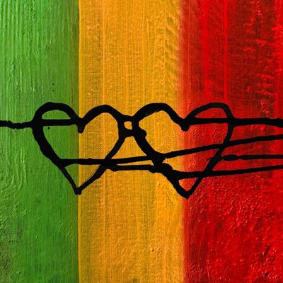 bottlesBela's tweet photo. #NewProfilePic https://t.co/AoAvO5OURj