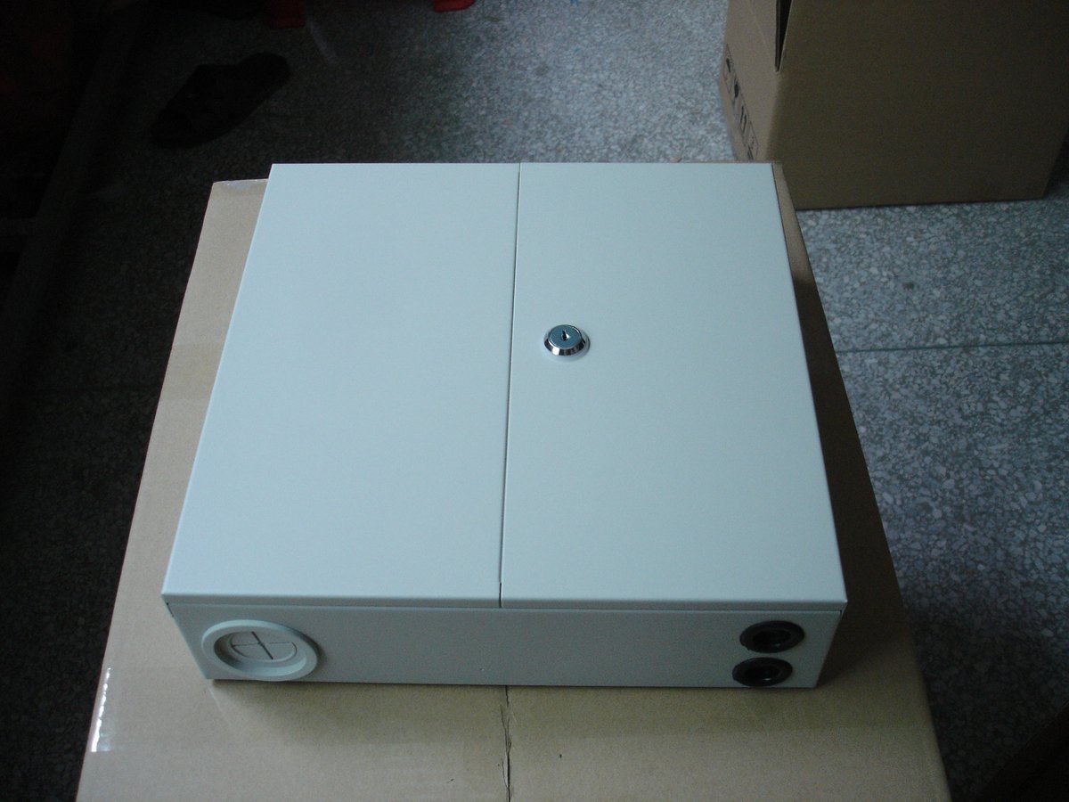 RikaNing222598's tweet photo. indoor fiber optic terminal box ,wall mounted
#spliceclosure #splicebox #fiberenclosure #fosc #fiberopticspliceclosure #fibreenclosure #telecommunication #OSP #FOSC #fiber #ODF #Telecomunicación #telecom #manufacturing https://t.co/zCes8BIxpf