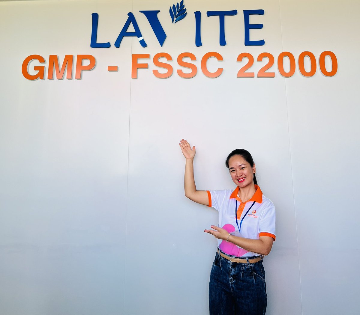 thuyan1216's tweet photo. Hector là nhà máy đông trùng hạ thảo đầu tiên và duy nhất của Việt Nam hiện nay đạt chuẩn GMP- FSSC 22000.
Dân giám định, dân dược phẩm, dân thực phẩm, nhìn chứng nhận này là hiểu nhỉ 😍

Hector đang khuyến mãi 5 tặng 1 cho tất cả sản phẩm, nhắn An nha 😍 https://t.co/7sKmYZzKSh