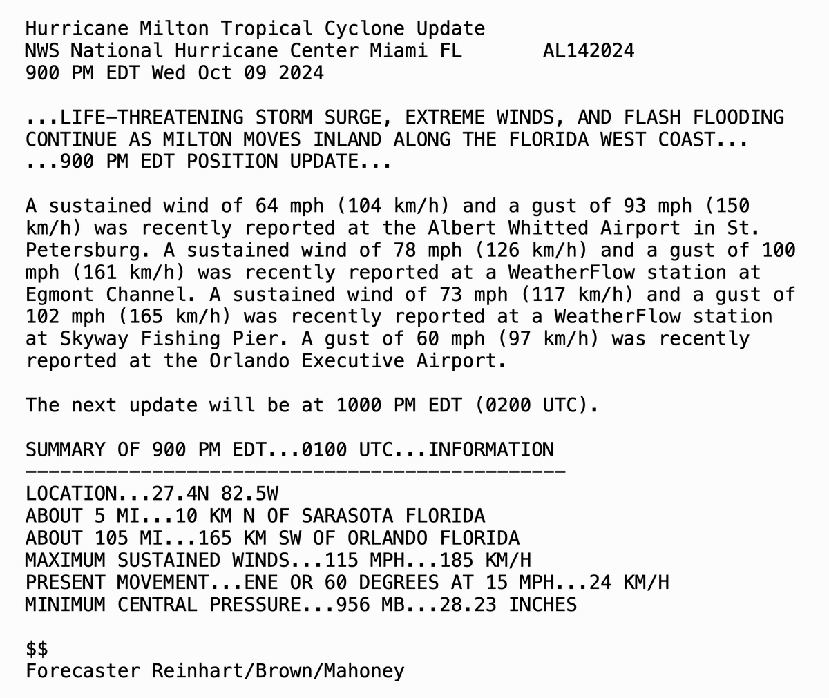 NHC_Atlantic's tweet photo. 9pm EDT #Hurricane #Milton Position Update:  

A sustained wind of 73 mph &amp; gust to 102 mph was recently reported at a WeatherFlow station at Skyway Fishing Pier. A wind gust of 60 mph was recently reported at the Orlando Executive Airport.

https://t.co/LQEVorqXZH https://t.co/Y3bmIHV8sb