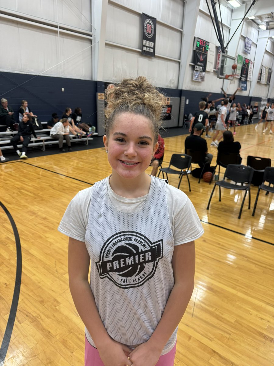 🚨FINAL🚨

Iowa beats UCONN 62-40 in Game 1‼️

Iowa:
•<a href="/NyajuacniRiak/">Nyajuacni Riak</a> - 19pts
• <a href="/NadiaMurphy111/">Nadia Murphy</a> - 19pts

UCONN:
• <a href="/Addy_schmudlach/">Addyson Schmudlach</a> - 9pts
• <a href="/Alexandraqbball/">Alexandra Quanbeck</a> - 9pts

#BePremier