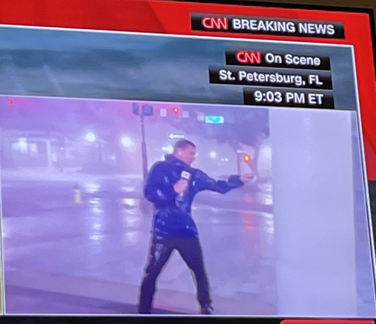 OrlandoFaccini's tweet photo. Do ponto de vista da ética jornalística, andou muito mal a @CNN https://t.co/gbUYFETY3d