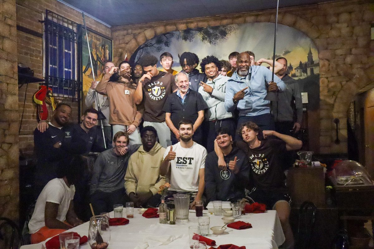 Thank you Don Quijote for having our guys for dinner tonight 🔥🔥