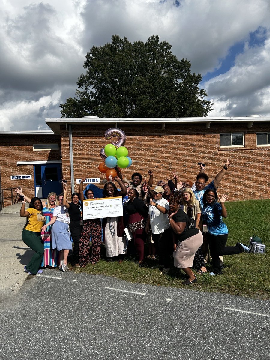 A heartfelt thank you to our Sumner community for helping us achieve this recognition. To everyone who took the time to vote, your support makes a difference! This donation will allow us to keep pursuing our vision: every student, every day, every opportunity.