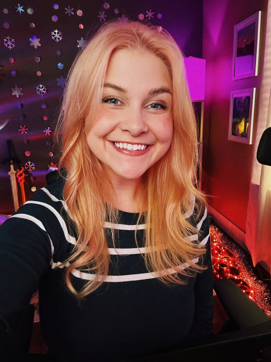 WhatifJulia's tweet photo. sponsored @AmberIsleGame stream tonight!  checking out their new game early!  🦖🦕

you can pre-order here, it’s out tomorrow, October 10th!  https://t.co/014LjiXuhn #ad #AmberIsle

https://t.co/BCVNtMbhHj https://t.co/wbch4ieVW0