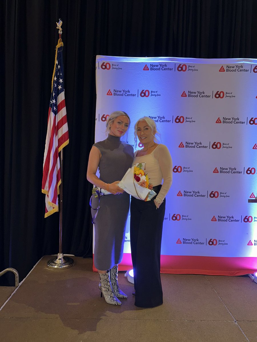 MrsBPetrone's tweet photo. Wonderful night with @NYBloodCenter thanking these amazing platelets donors! 70% of our population CAN donate, but only 2% actually do. #donateblood and bring a friend!! https://t.co/hWX1O6l4c1