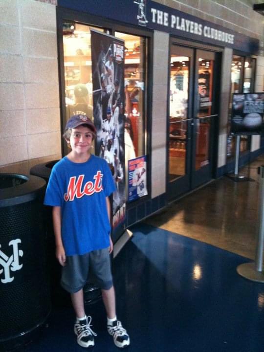 wesposito_'s tweet photo. I wish I had a time machine so I could tell this kid that one day the Mets would beat the Phillies when it mattered most https://t.co/xGkRIj0kv5