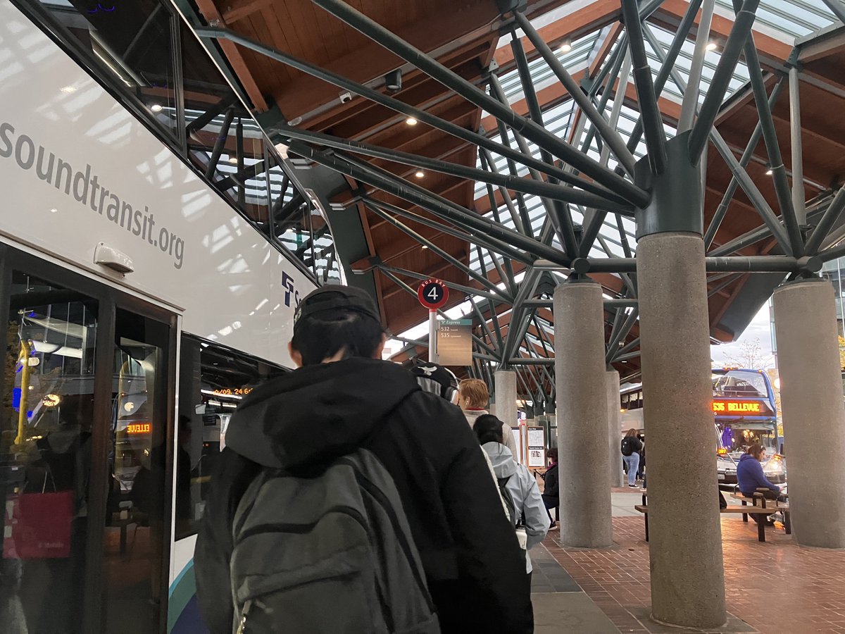 โอม Oran tweet media