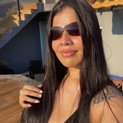 fariaaaa___'s tweet photo. #NovaFotoDePerfil https://t.co/duJUzCl7Uz