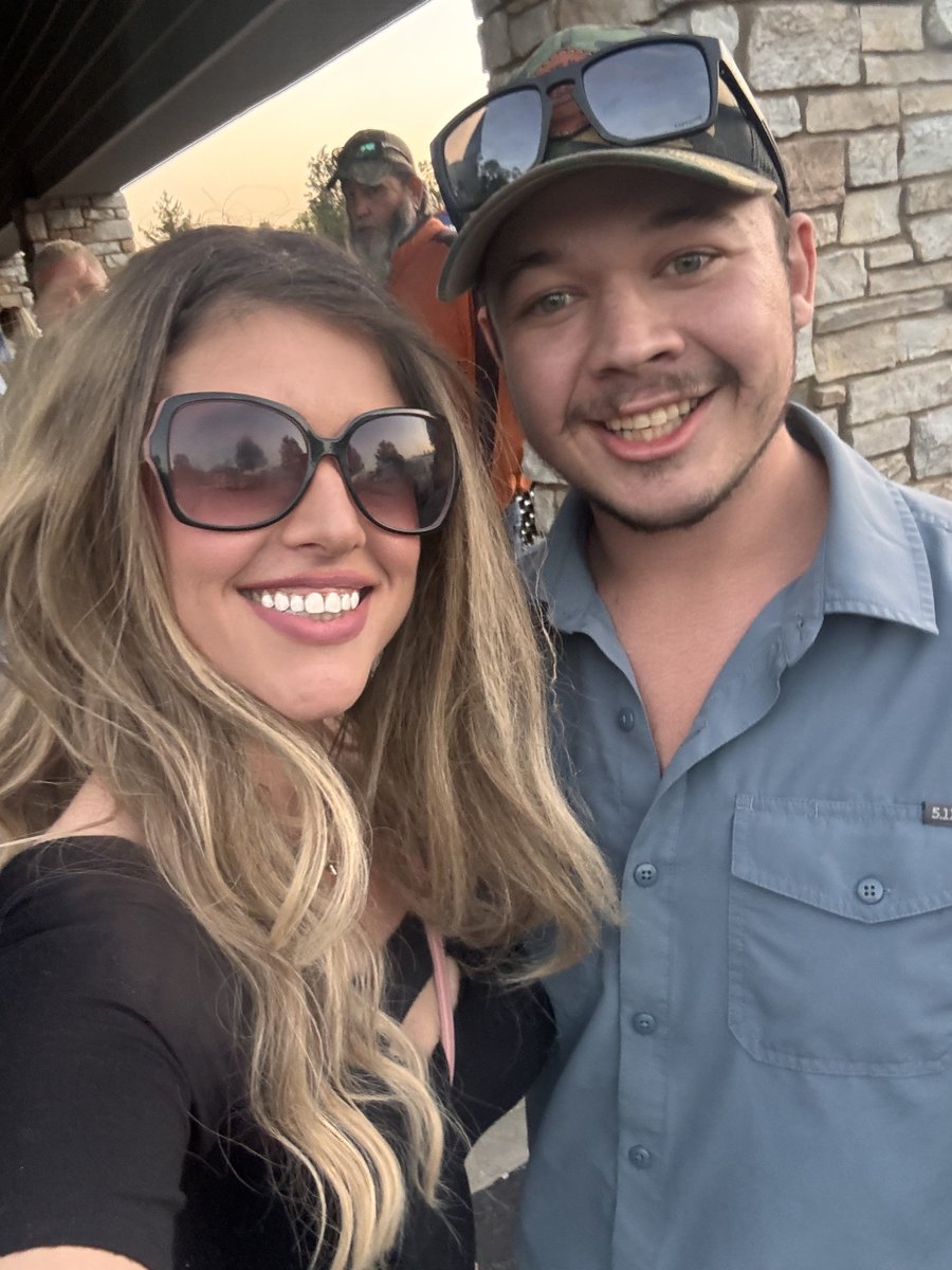 USA90sGal07's tweet image. Great event tonight ❤️🇺🇸🙏 everyone was so friendly! So great meeting and seeing you guys!! Both of you were amazing!