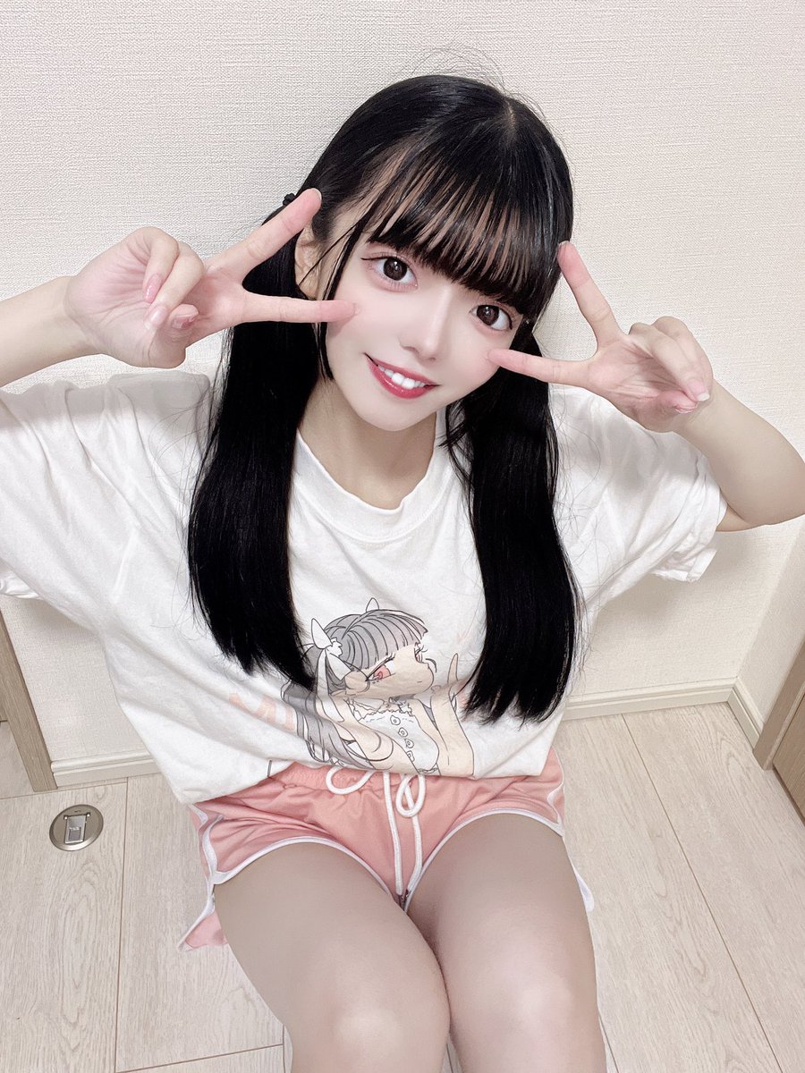 ❤︎みるく♡❤︎ おはみるく🍼.・*早起き成功💮もう活動中🎶 今日は20時10分から新宿kｰ