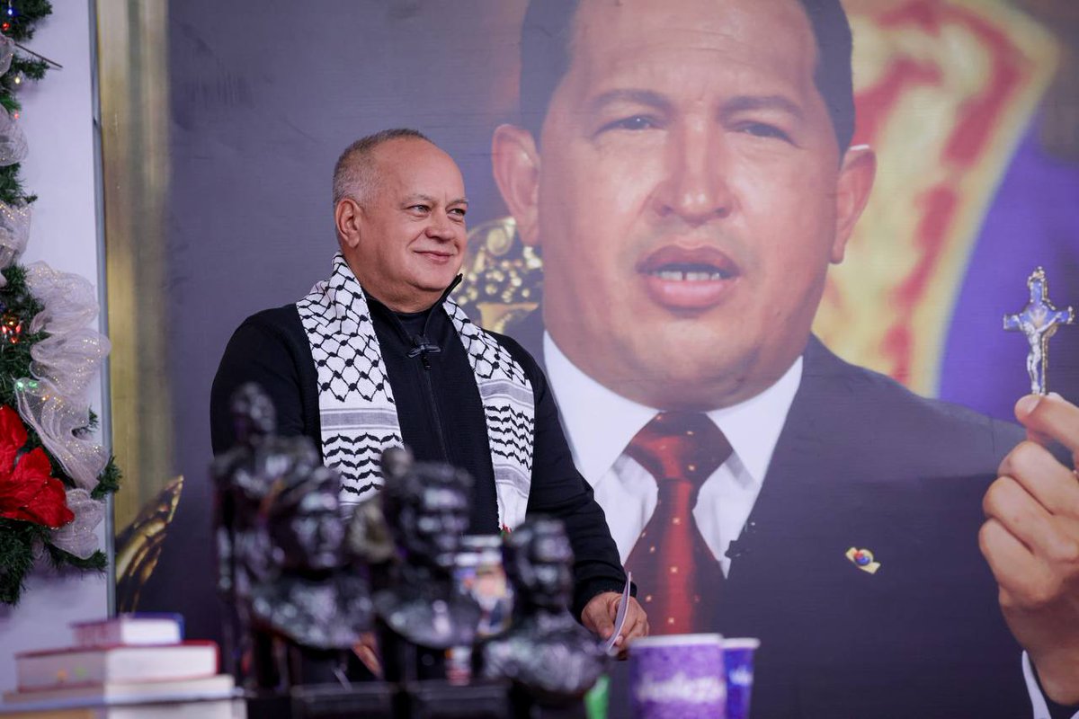 #EnVivo | <a href="/dcabellor/">Diosdado Cabello R</a>: Los de la derecha son malos siendo oposición, pero son peores gobernando, porque llegan a un cargo a enriquecerse como locos. 

#NoEsGuerraEsGenocidio #9Oct