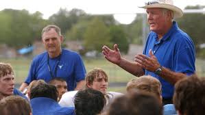 The CBCA would like to extend our deepest condolences and prayers to the Davenport Family.  Coach Davenport was a South Texas Legend and was inducted to the CBCA Hall of Honor in 2010.  His impact was felt by his players, coaches and in the communities where he coached.