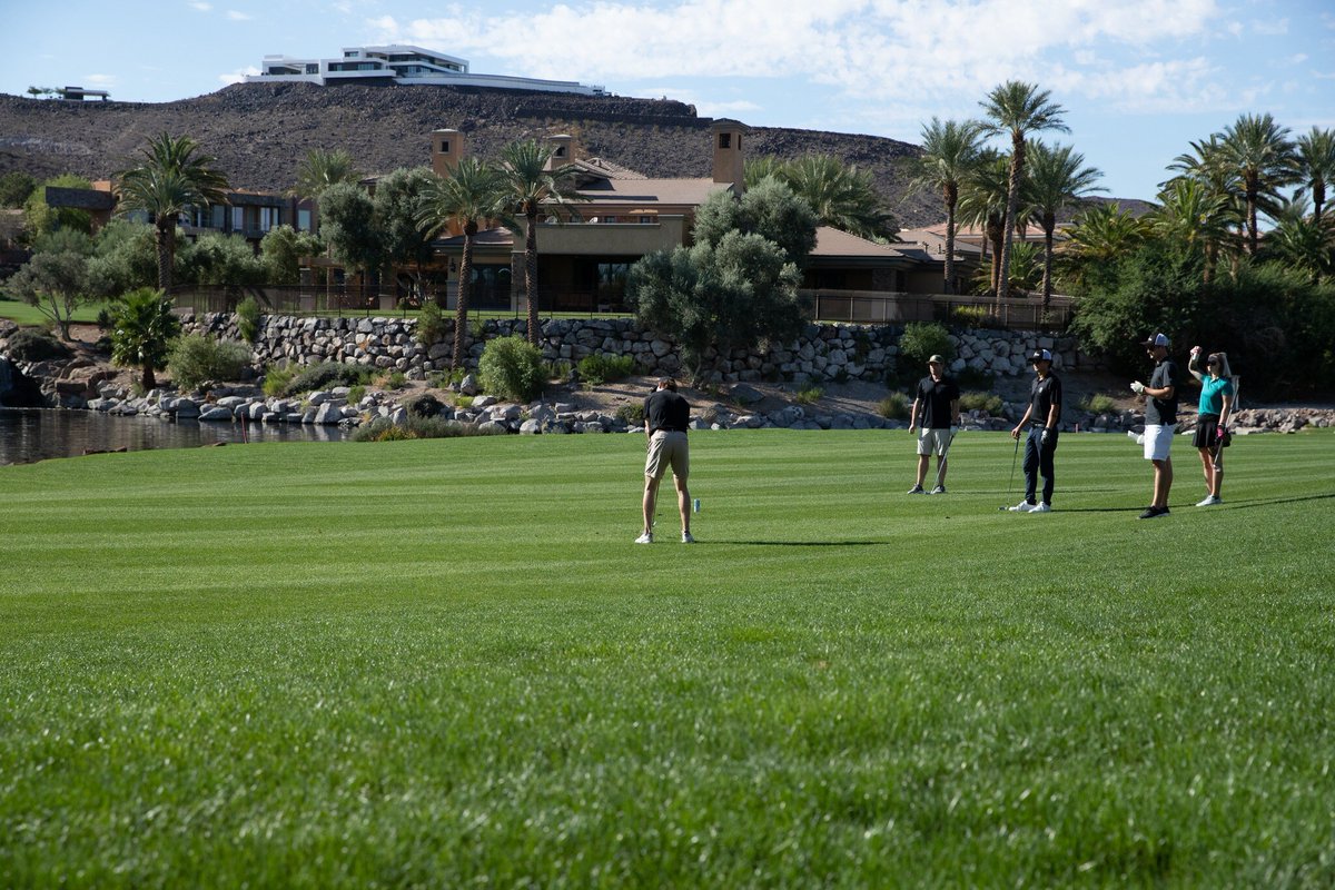 NVDonor's tweet image. Are you attending the @NVDonor Foundation’s 2024 #SwingForHope Golf Tournament? This fun-filled day with the @HSKnights is something you cannot miss! It takes place on October 15, 2024, at @TheRevereGC with a shotgun start at 8:00 A.M. Join us: hubs.li/Q02STrMM0 #DonateLife