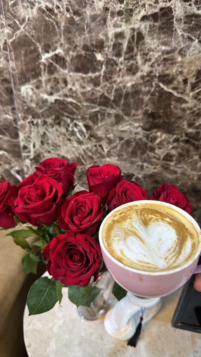 اسعدتم بالخير صباحاً🌷🌹🌹🌹