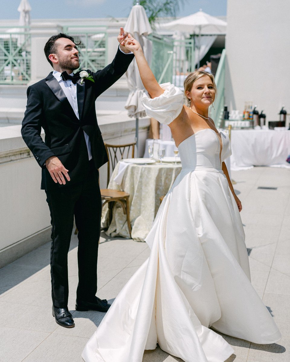 At Hotel Bennett, every love story is beautifully unique, and so is every wedding we host. From our stunning Piazza to our elegant Crown Ballroom, your big day will be a picture-perfect moment in the heart of Charleston. 💍