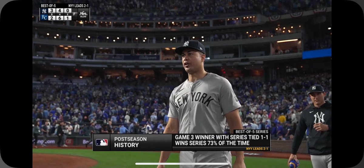 lebycruz's tweet image. Let’s Go Ynakees! #OneMoreWin #Yankees #RepBX  #BigG27 #LukeWeaver