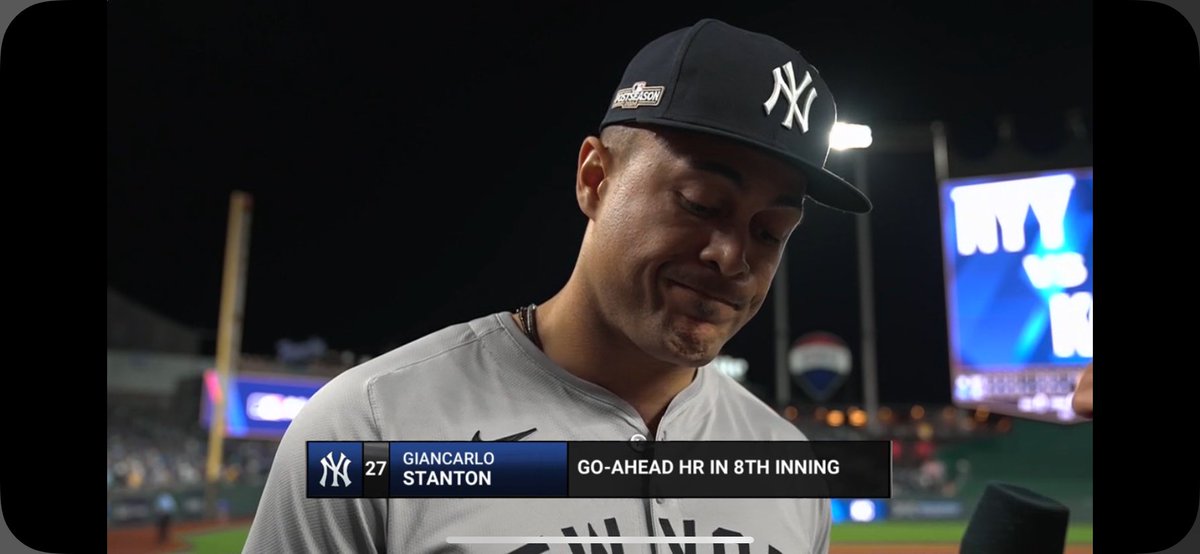 lebycruz's tweet image. Let’s Go Ynakees! #OneMoreWin #Yankees #RepBX  #BigG27 #LukeWeaver