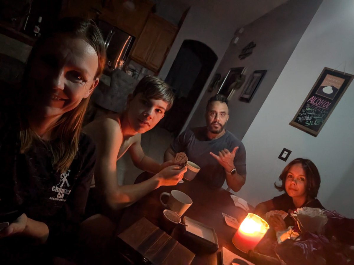 Lost power, all good can still play cards
