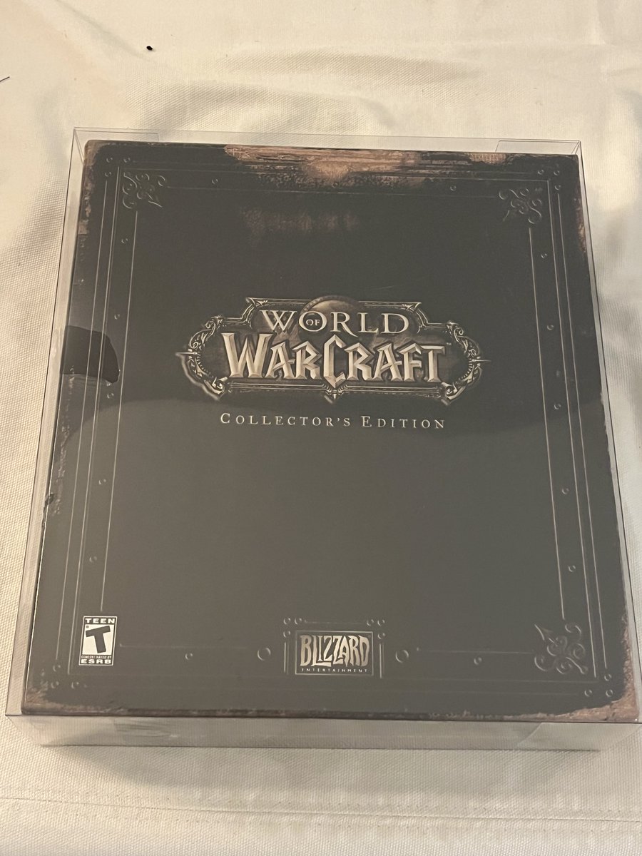 LinusFlink's tweet image. A little worse for wear after being dragged around for 20 years and 3 countries, but still hanging in there. 

Box is cool too.