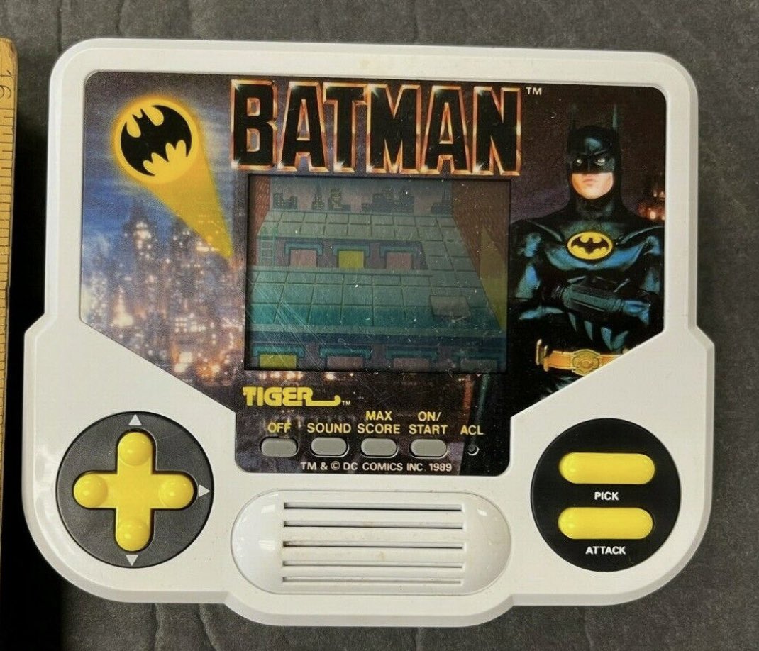 MatthewACherry's tweet image. Man Tiger Electronics really used to have the game on lock back in the day