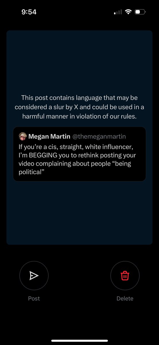 themeganmartin's tweet photo. HUH https://t.co/QucToSwuzZ