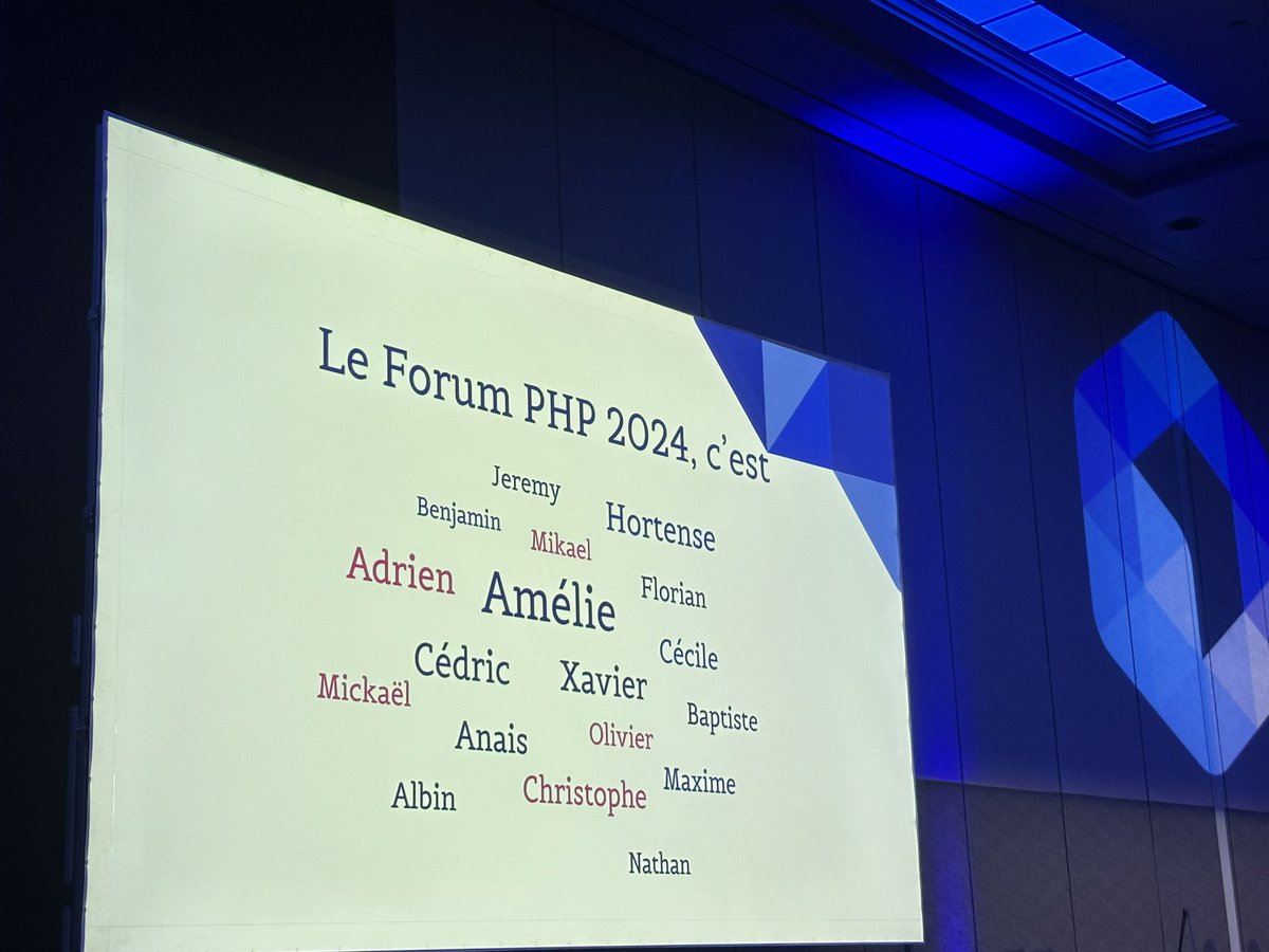 SmaineDev's tweet image. Let’s start the #ForumPHP 🐘
This event would not exists without the volunteers behind the @afup 
Kudos to them 👏🏽
Also, huge thanks to the speakers who also gave their free time to share their experience and knowledge 🔥