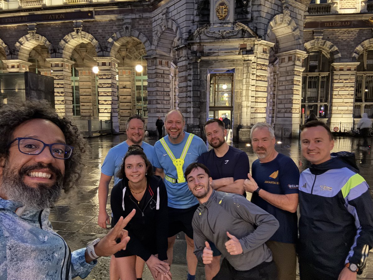 boredabdel's tweet image. Early morning run @Devoxx. Thank you all for joining 🙏🙌

#Devoxx