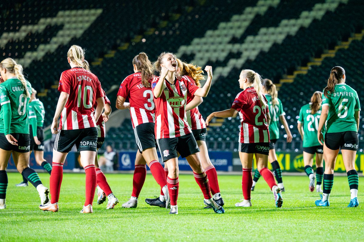 OfficialECFC's tweet photo. Great to see 1️⃣3️⃣6️⃣ Grecians supporting @ExeterCityWFC at Home Park last night. Thanks for your incredible support 👏

#ECFC #SemperFidelis https://t.co/0zoz5BYcvf