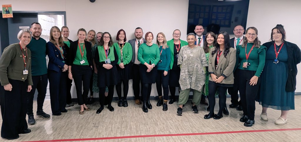 bthcc_college's tweet image. Today we stand together for World 🌎 Mental Health Day 💚
This year's theme is mental health in the workplace and we will be raising awareness and offering support to those experiencing mental health issues 💚 #WorldMentalHealthDay