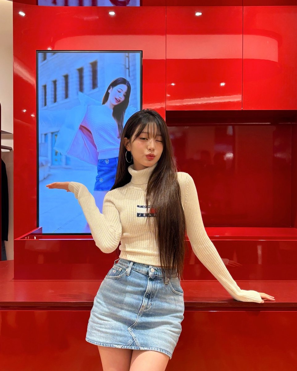 wonyoungdollz's tweet photo. Wonyoung Instagram Update!! 😍🥰

#IVE #아이브 #장원영 #JANGWONYOUNG https://t.co/P3AcJFGDra