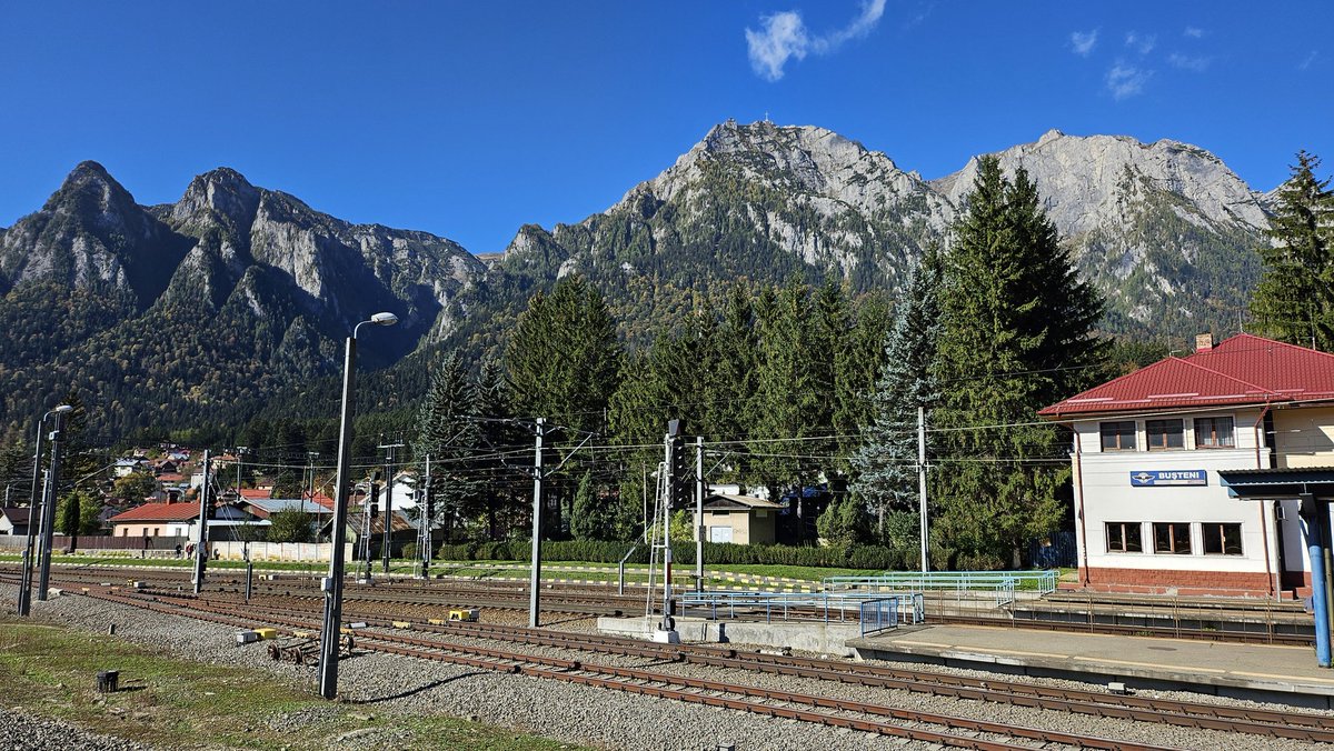 Hans de Moel (@hans_demoel) on Twitter photo This is literally 1 transfer by train away from Amsterdam. Amazing area. I'd like to see more night trains in Europe! This is literally 1 transfer by train away from Amsterdam. Amazing area. I'd like to see more night trains in Europe!