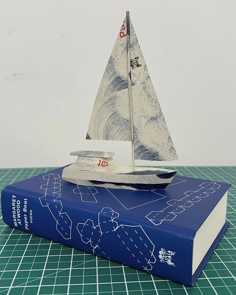 MargaretAtwood's tweet image. UK PAPER BOAT, Selected Poems, out today from @vintagebooks. Clever Creative Director @suzanneldean + paper artist @thisisnathanward made a design so you can build a paper boat ! (If you don’t want to ruin the cover, copy the design…) Instructions: penguin.co.uk/articles/2024/…