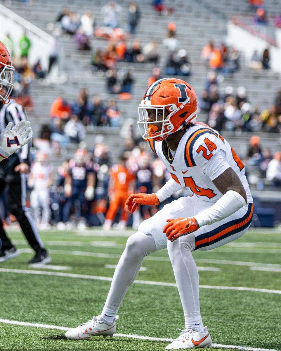 Illinois offered!!! #AGTG 

<a href="/IlliniFootball/">Illinois Football</a> <a href="/BretBielema/">Bret Bielema</a> @DreBrownILL <a href="/vicadamss_/">Victoria Adams</a> <a href="/K_Rich30/">Kevin Richardson II</a> <a href="/AaronHenry7/">Aaron Henry</a> <a href="/CoachCParker/">Coach Parker</a> <a href="/Recruit2Illini/">UI Zone</a> <a href="/Coach_GThompson/">Geno Thompson</a> <a href="/WestOrangeFB/">West Orange Football</a> <a href="/24k7v7/">The24KOrganization ⭐️</a> <a href="/JohnGarcia_Jr/">John Garcia, Jr.</a> <a href="/ChadSimmons_/">ChadSimmons</a> <a href="/GregBiggins/">Greg Biggins</a> <a href="/MohrRecruiting/">Brian Mohr</a> <a href="/adamgorney/">Adam Gorney</a> <a href="/AllenTrieu/">Allen Trieu</a>