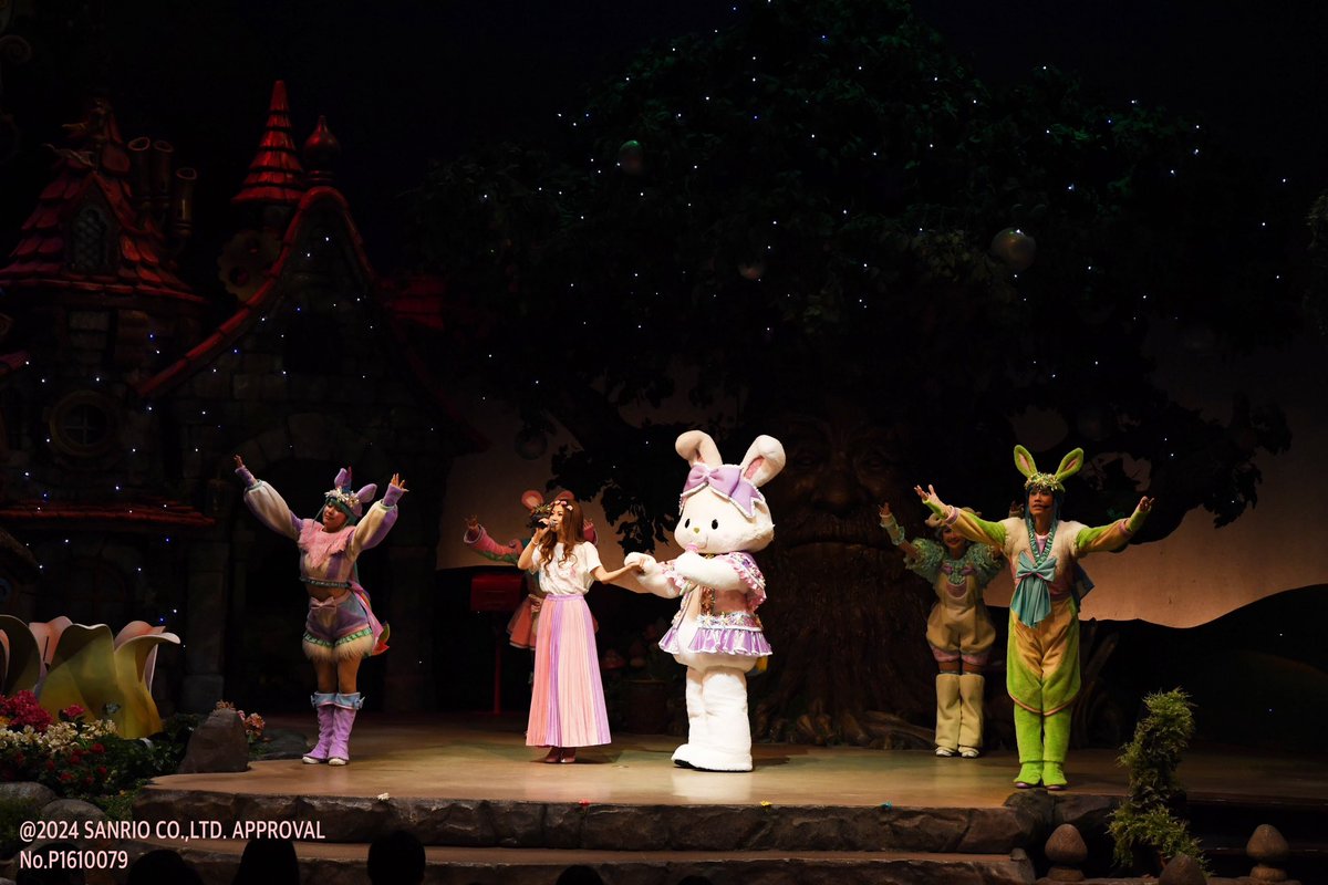 14日に千秋楽を迎えるショー「Wish me mell のChance for you」初演