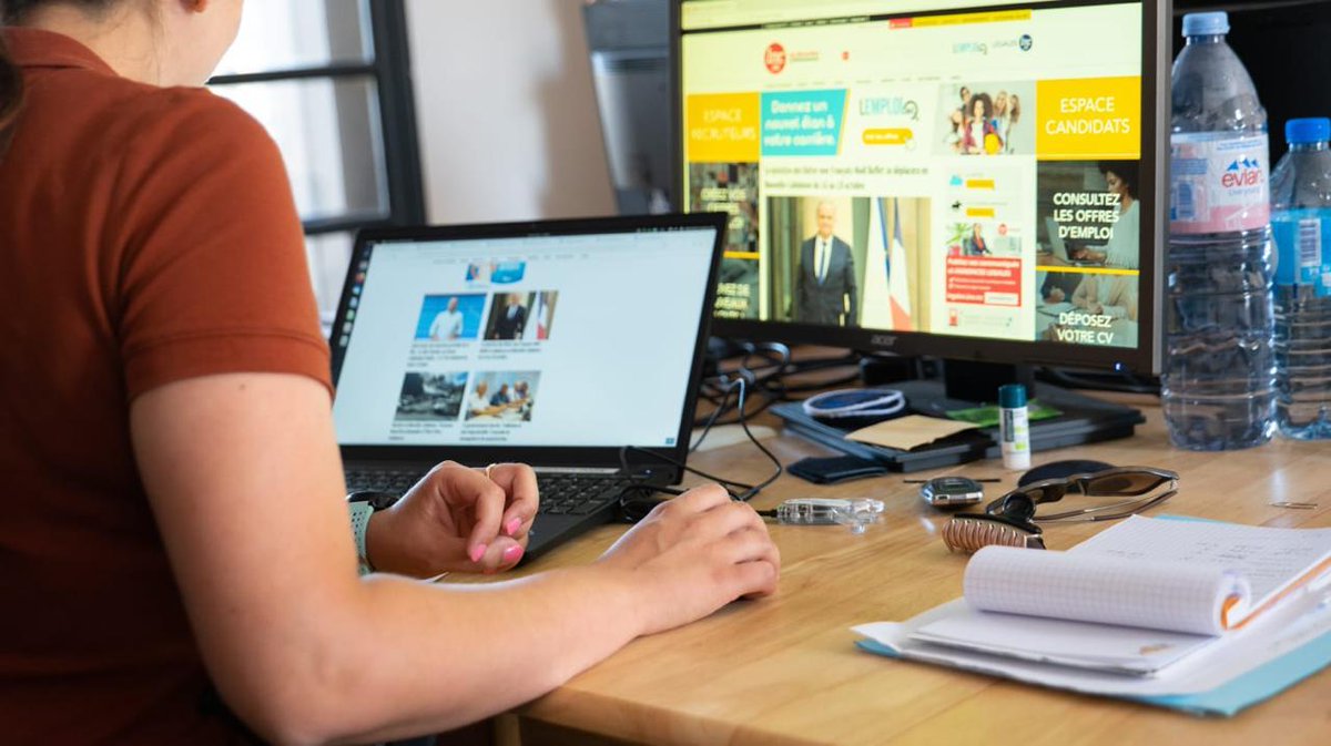 HC98800's tweet photo. #cybersécurité | La criminalité sur le cyber espace !

Lutte contre les rançongiciels, les faux ordres de virement, les attaques de sites web ou sur les réseaux sociaux, etc. C'est le quotidien des enquêteurs en technologies numériques 📱💻 de la @Gendarmerie https://t.co/jy1027X5k9