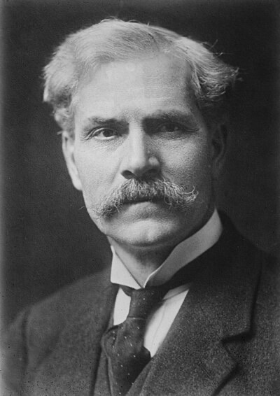 BackInTime100's tweet image. Ramsay MacDonald’s Labour Party government has just lost to the Conservative Party! The first-ever Labour-led administration falls, shaking up the UK political scene. What’s next for Britain? 🗳️🤔 #UKPolitics #1924 #LabourVsConservatives #ThrowbackNews