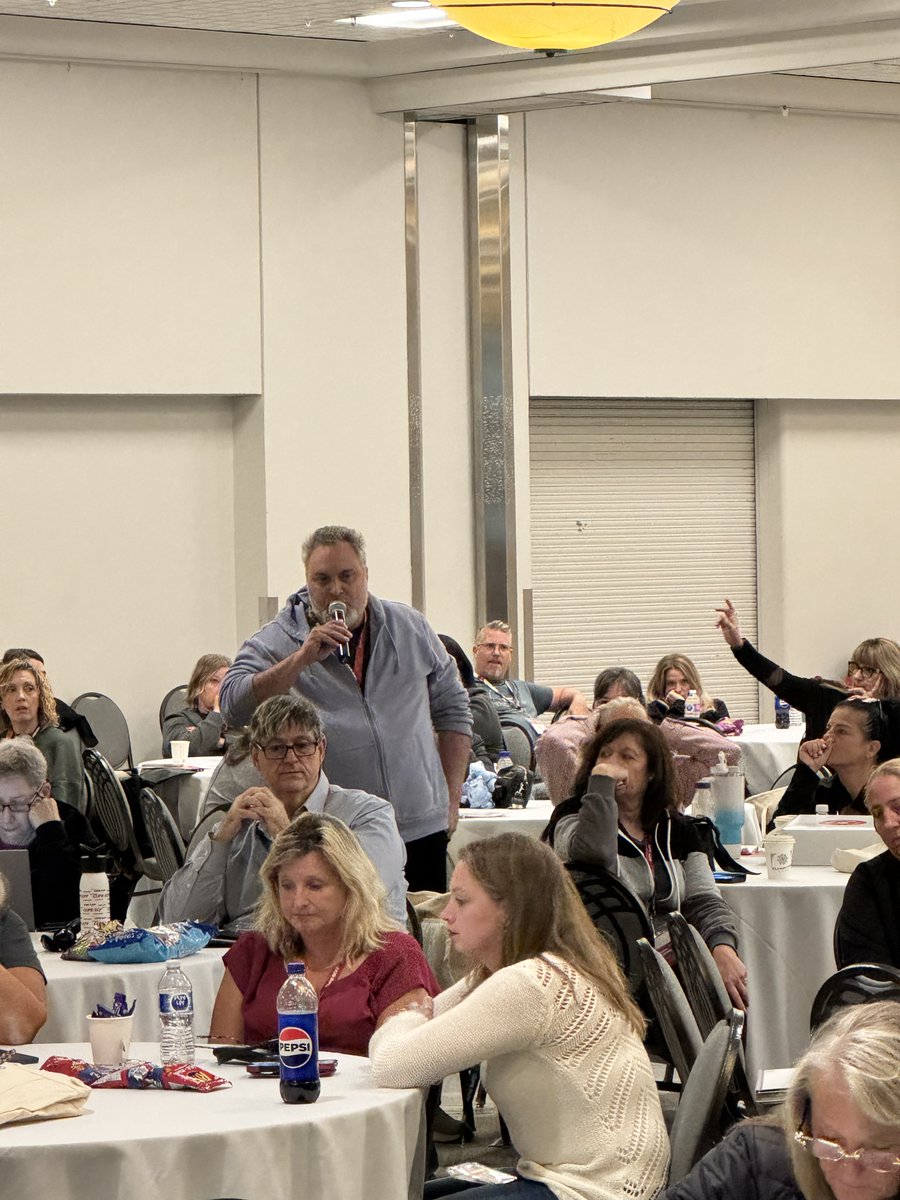Day 2 at the CUPE National Sector Conference in Winnipeg! Kicked off with a panel on Health and Safety, addressing the alarming rise in workplace violence. Connected with delegates from across Canada strengthens our collective voice. #Solidarity #CUPE #WorkplaceSafety