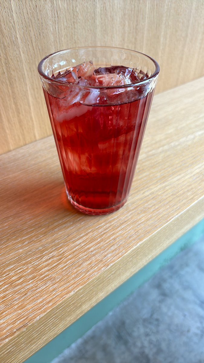 Tara Lee tweet media