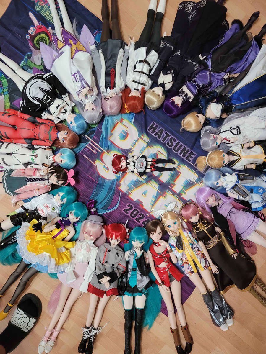 tsubasasleftnut's tweet photo. Try 8💀💀

Obsessed with “anime dolls” and beyblades forever https://t.co/Bcka12BGX1