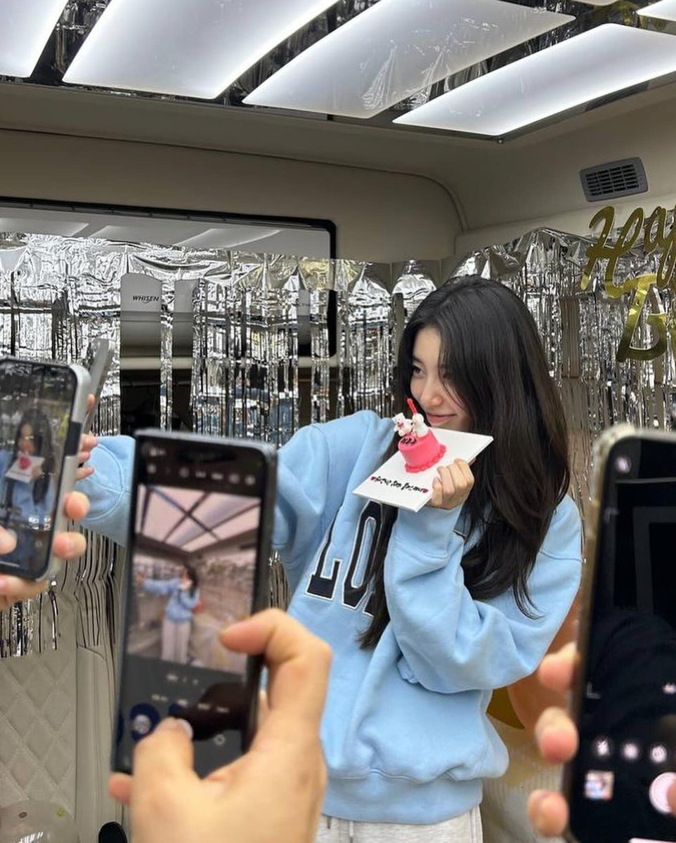 suzybaec's tweet photo. https://t.co/E9JDeSEH1G