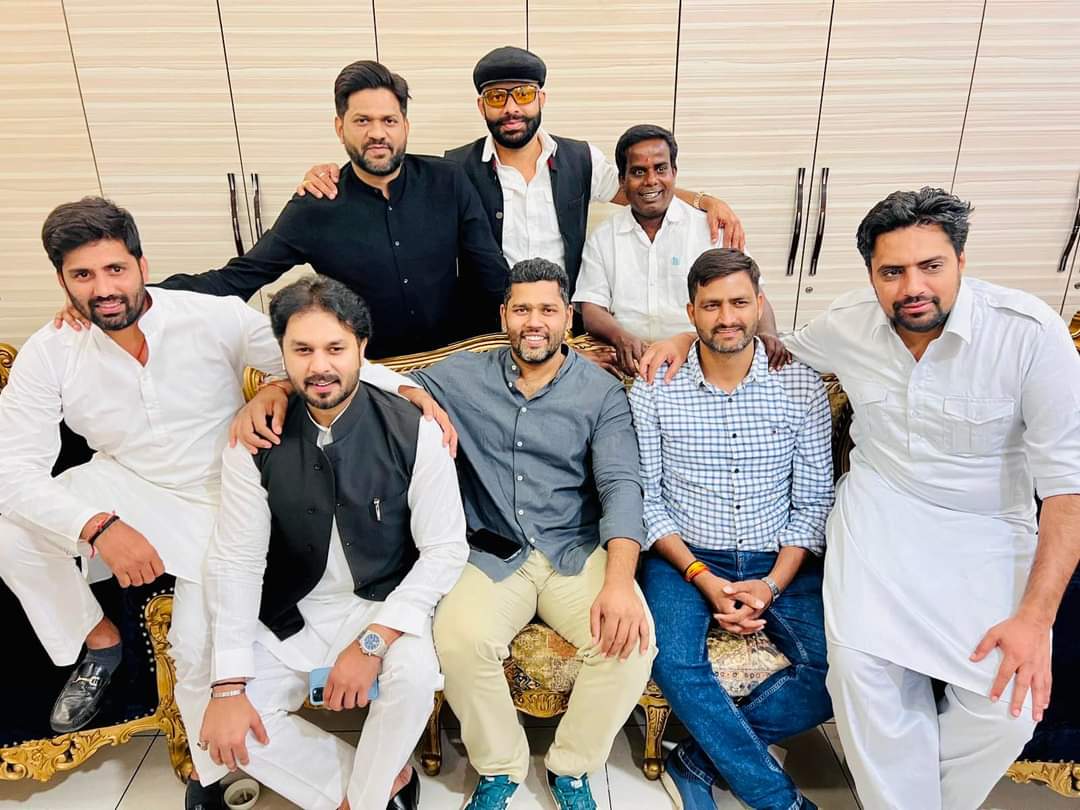Amanat Ullah (@amanatullah23) on Twitter photo .<a href="/INCIndia/">Congress</a> के राष्ट्रीय सचिव व मप्र के गरीब, मजदूर, महिलाओं, युवाओं और किसानों के हक/अधिकारों की लड़ाई लड़ने वाले पूर्व MLA, <a href="/IYCMadhya/">MP Youth Congress</a> के पूर्व अध्यक्ष व मेरे अजीज मित्र <a href="/KunalChoudhary_/">Kunal Choudhary</a> जी को जन्मदिन पर हार्दिक बधाई। मैं आपकी दीर्घायु और स्वस्थ जीवन की कामना करता हूँ। .<a href="/INCIndia/">Congress</a> के राष्ट्रीय सचिव व मप्र के गरीब, मजदूर, महिलाओं, युवाओं और किसानों के हक/अधिकारों की लड़ाई लड़ने वाले पूर्व MLA, <a href="/IYCMadhya/">MP Youth Congress</a> के पूर्व अध्यक्ष व मेरे अजीज मित्र <a href="/KunalChoudhary_/">Kunal Choudhary</a> जी को जन्मदिन पर हार्दिक बधाई। मैं आपकी दीर्घायु और स्वस्थ जीवन की कामना करता हूँ।