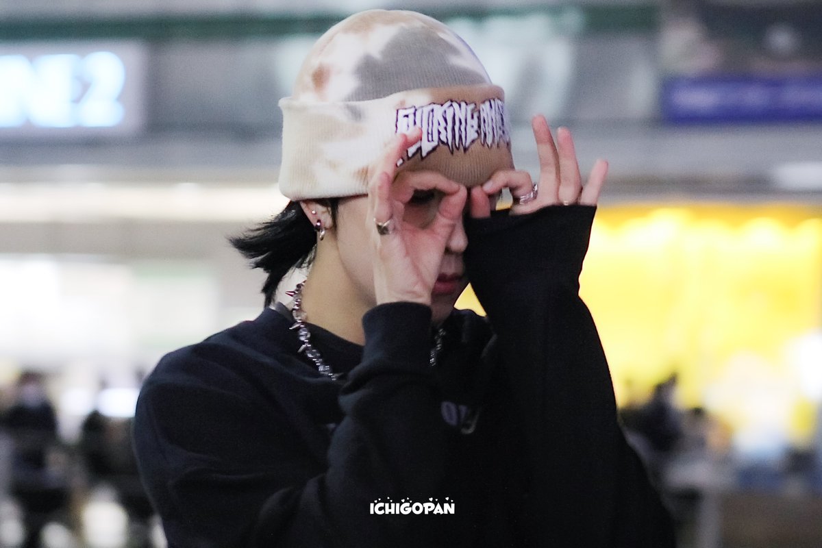 __meronyan5's tweet image. 241009 DefClass 路上ライブ 新宿 ꔛෆ

#DefClass #AKEY #DefClass_akey #デフクラス
@DefClass_ @dc_akey #イチゴパンshoT