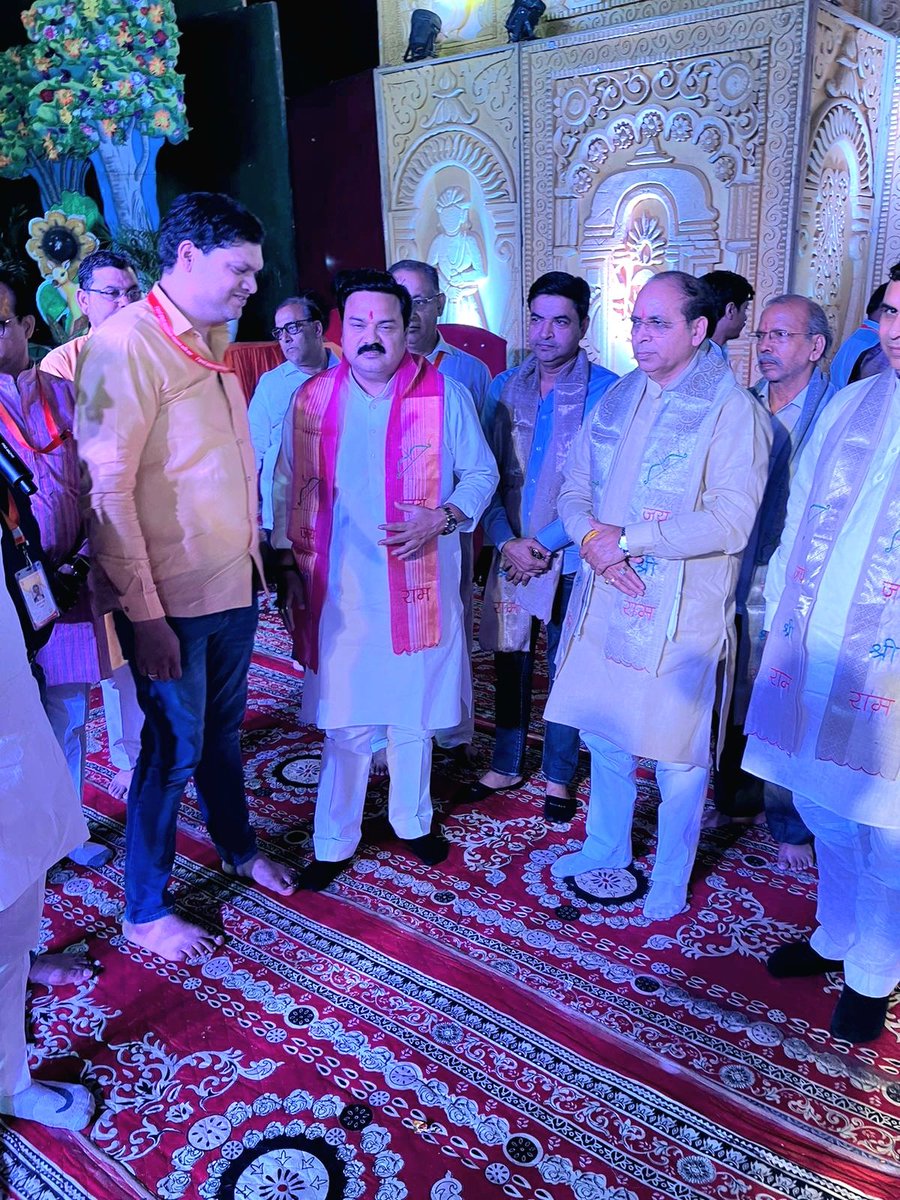 श्री लव कुश धार्मिक रामलीला कमेटी दादरी में अतिथि के रूप में सम्मिलित हुआ।